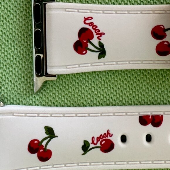 COACH APPLE WATCH STRAP 38mm/40mm/41mm:NIB CHERRIES CAX40 - Picture 6 of 8